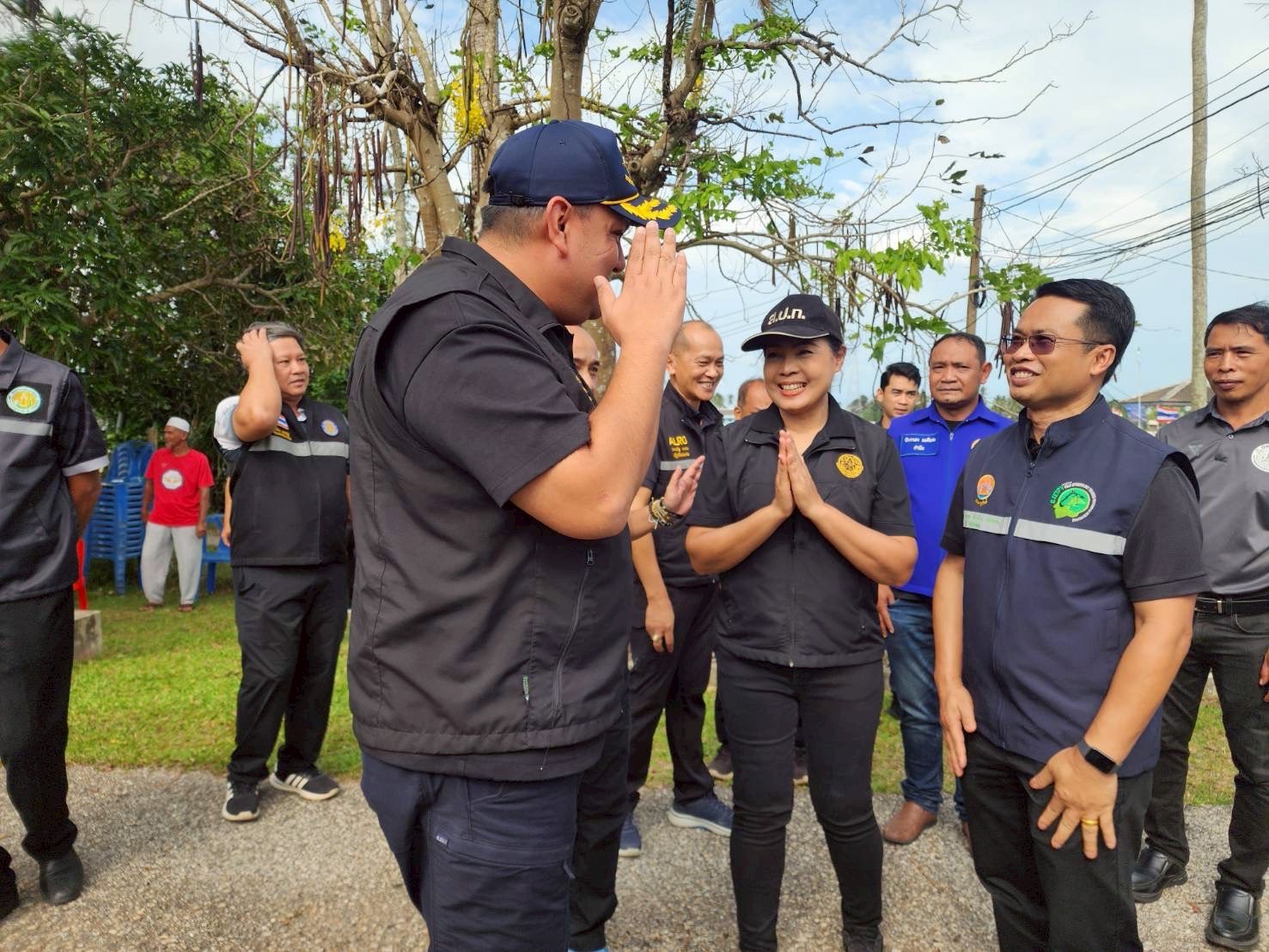 title - ผู้ตรวจราชการ ส.ป.ก. ร่วมลงพื้นที่ รมช.กษ. ติดตามงานพร้อมมอบโยบายการเกษตรและประมง ณ จังหวัดนราธิวาส